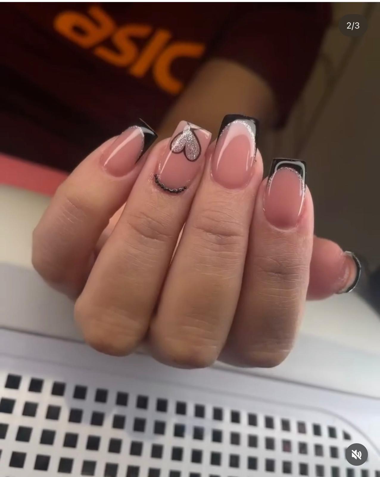 Uñas cuadradas